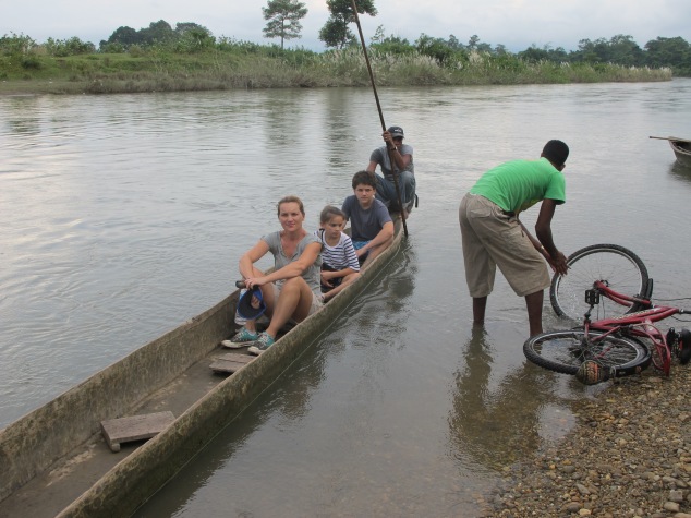 Canoe ride, Chitwan, Nepal
